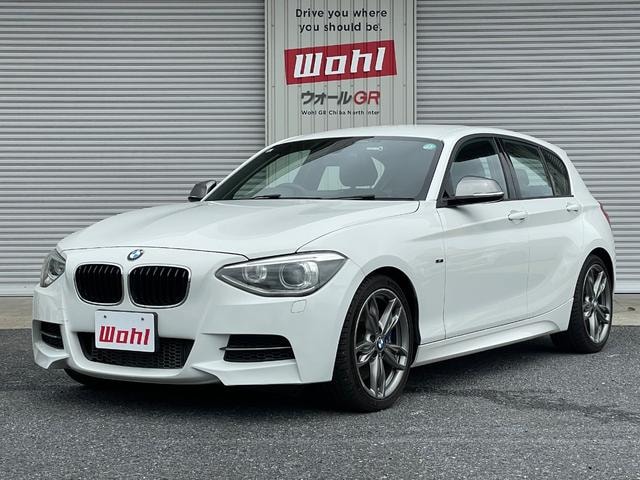 Bmw 1 SERIES 2013 — фото автомобиля 1