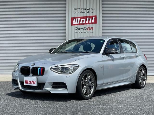 Bmw 1 SERIES 2013 — фото автомобиля 1