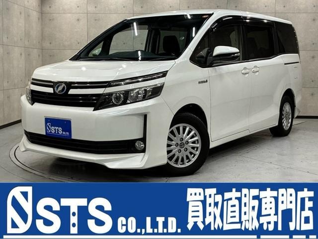 Toyota VOXY 2015 — фото автомобиля 1