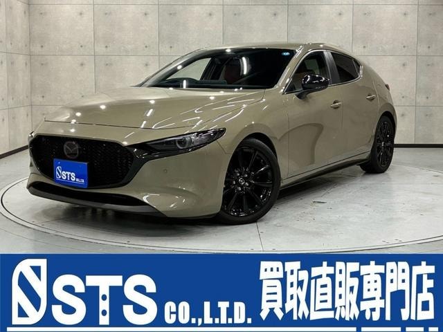 Mazda 3 FASTBACK 2025 — фото автомобиля 1