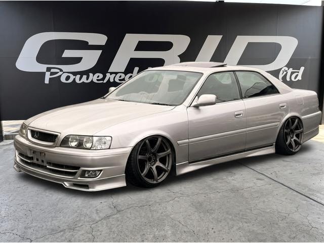 Toyota CHASER 1999 — фото автомобиля 1