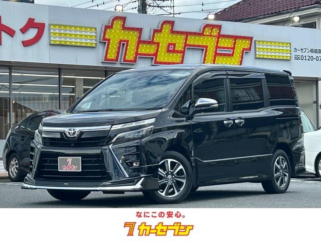 Toyota VOXY 2021 — фото автомобиля