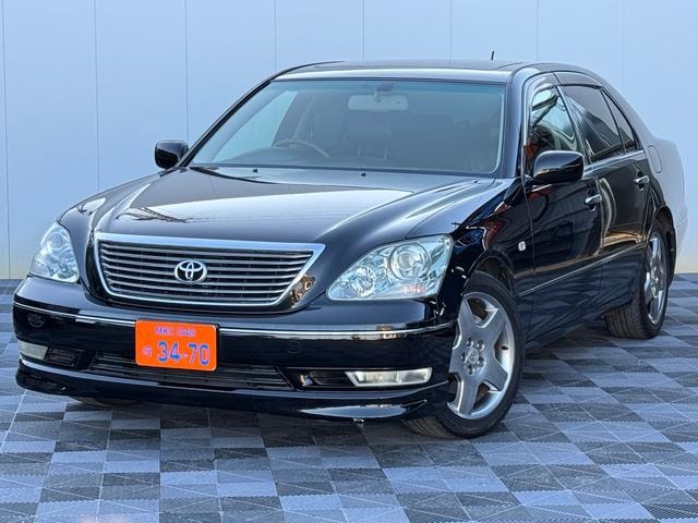 Toyota CELSIOR 2005 — фото автомобиля 1