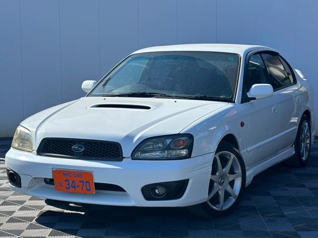 Subaru LEGACY B4 2002 — фото автомобиля 1