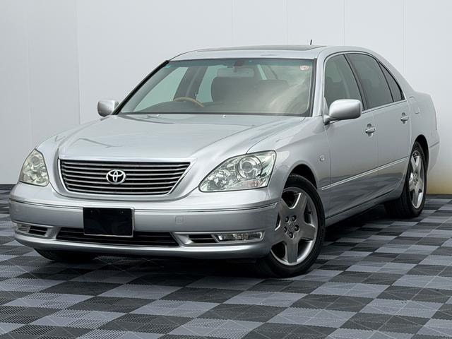 Toyota CELSIOR 2004 — фото автомобиля 1