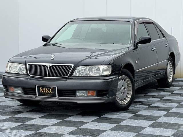 Nissan CIMA 1999 — фото автомобиля 1