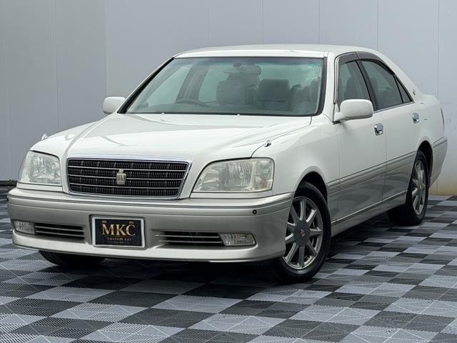 Toyota CROWN 2003 — фото автомобиля
