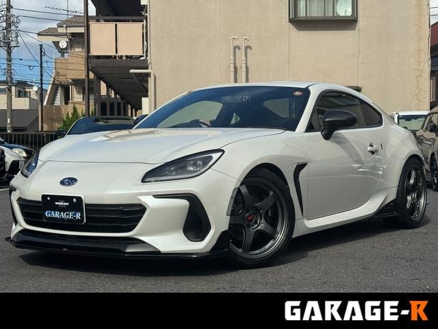 Subaru BRZ 2023 — фото автомобиля 1