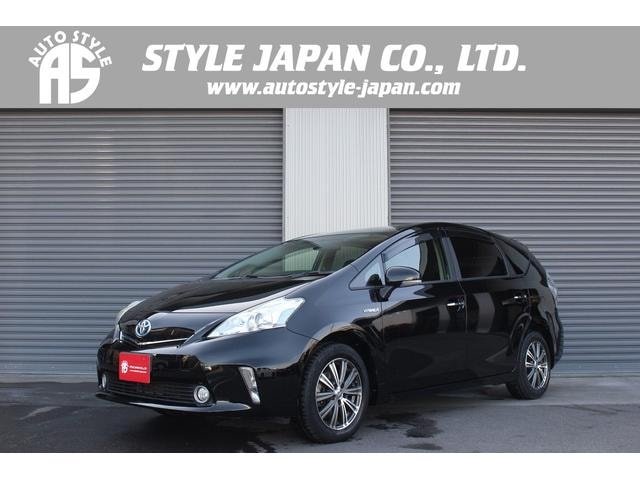 Toyota PRIUS ALPHA 2013 — фото автомобиля