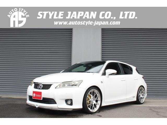 Lexus CT 2012 — фото автомобиля 1