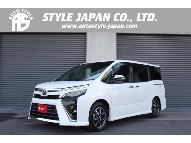 Toyota VOXY 2017 — фото автомобиля 1