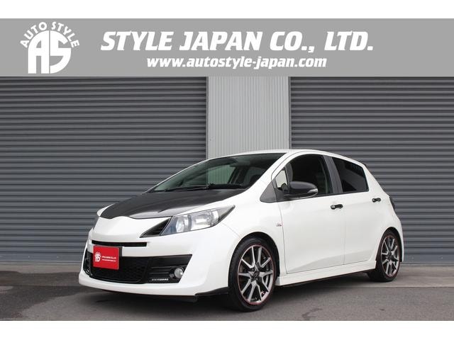 Toyota VITZ 2013 — фото автомобиля 1