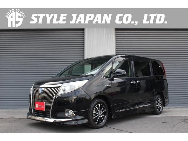 Toyota ESQUIRE 2015 — фото автомобиля 1