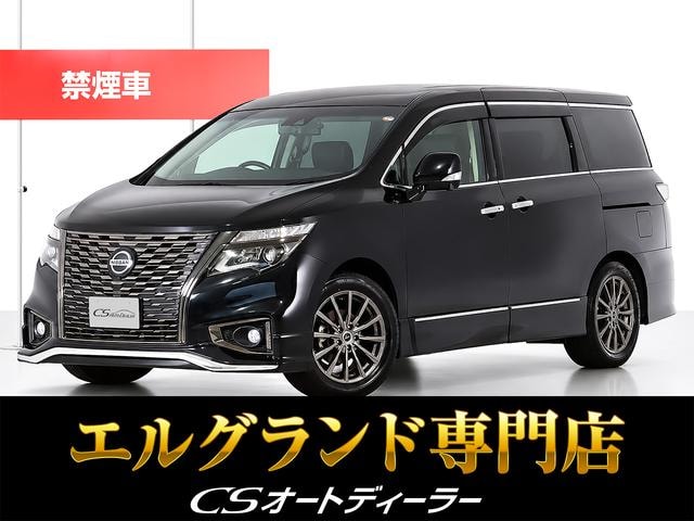 Nissan ELGRAND 2022 — фото автомобиля 1