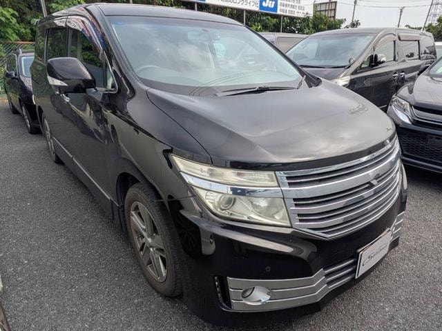 Nissan ELGRAND 2010 — фото автомобиля