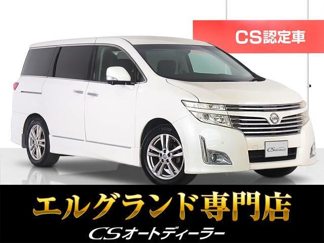 Nissan ELGRAND 2011 — фото автомобиля 1