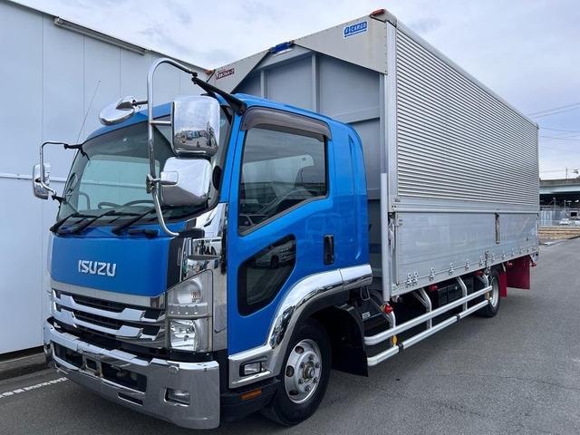 Isuzu FORWARD 2015 — фото автомобиля