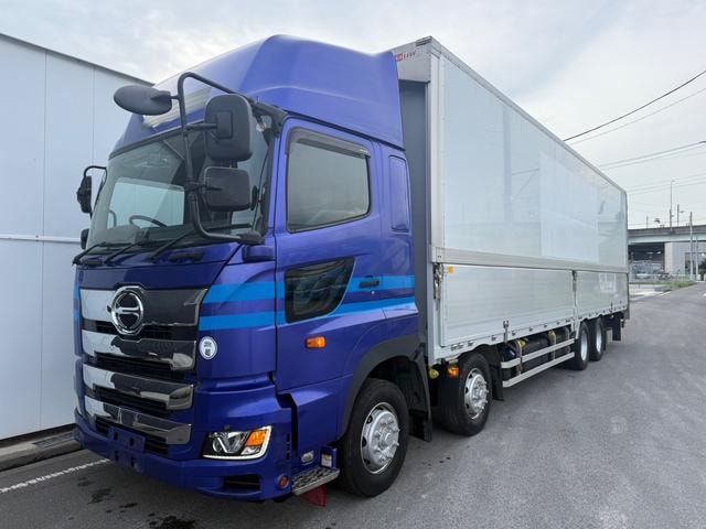 Hino PROFIA 2018 — фото автомобиля 1