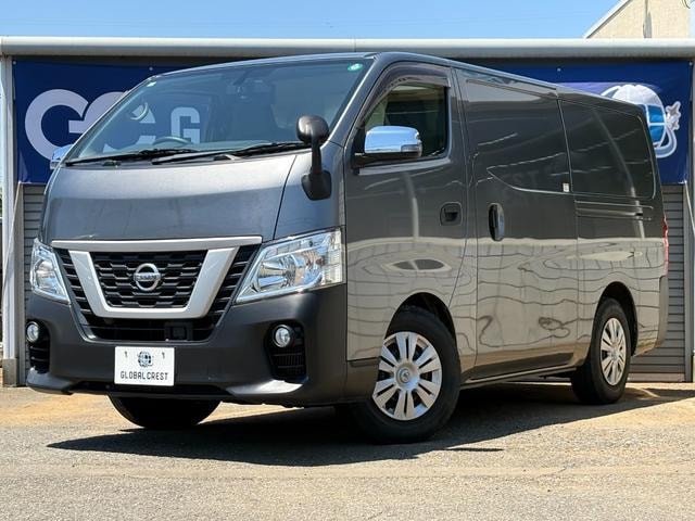 Nissan NV350CARAVAN VAN 2018 — фото автомобиля