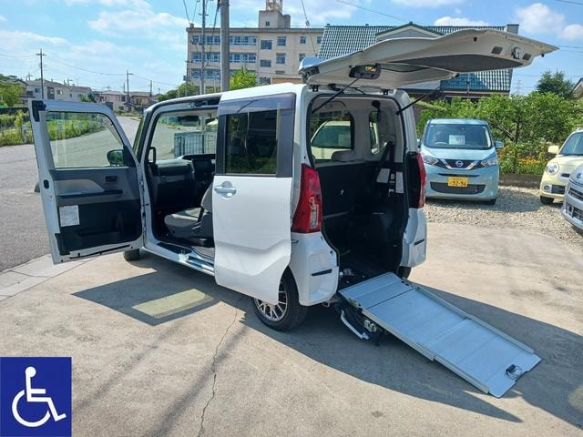 Daihatsu TANTO 2020 — фото автомобиля 1