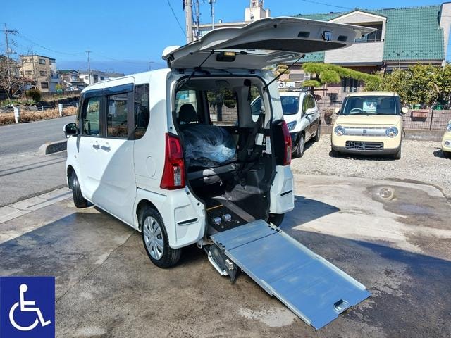 Daihatsu TANTO 2021 — фото автомобиля