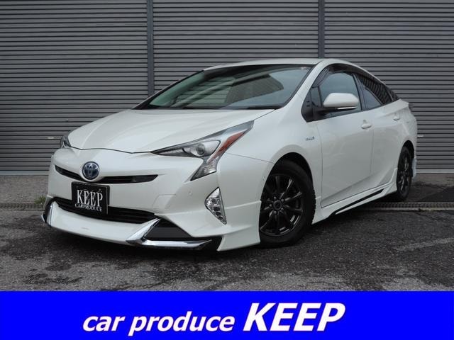 Toyota PRIUS 2018 — фото автомобиля 1
