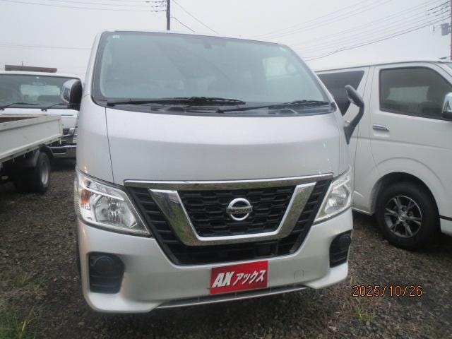 Nissan NV350CARAVAN VAN 2020 — фото автомобиля 1