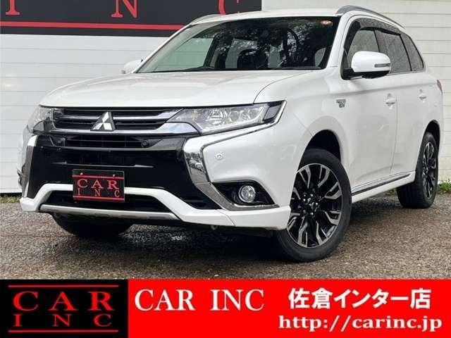 Mitsubishi OUTLANDER PHEV 2016 — фото автомобиля 1