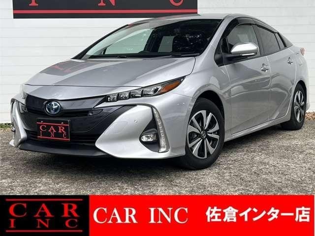 Toyota PRIUS PHV 2018 — фото автомобиля 1