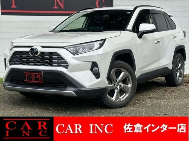 Toyota RAV4 2021 — фото автомобиля 1