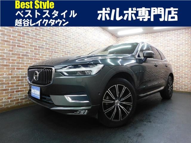 Volvo XC60 2019 — фото автомобиля 1