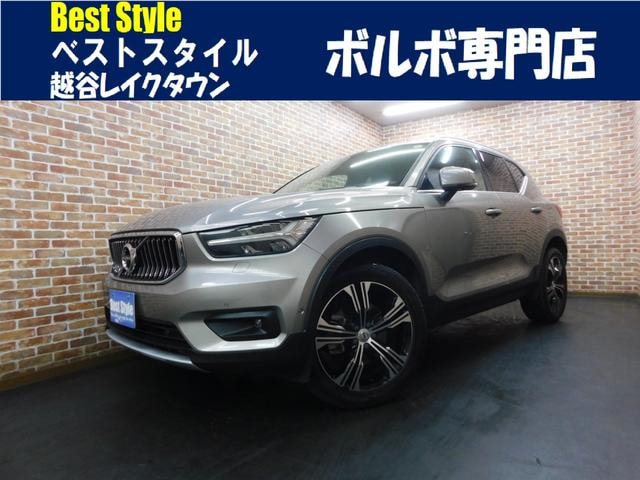 Volvo XC40 2019 — фото автомобиля