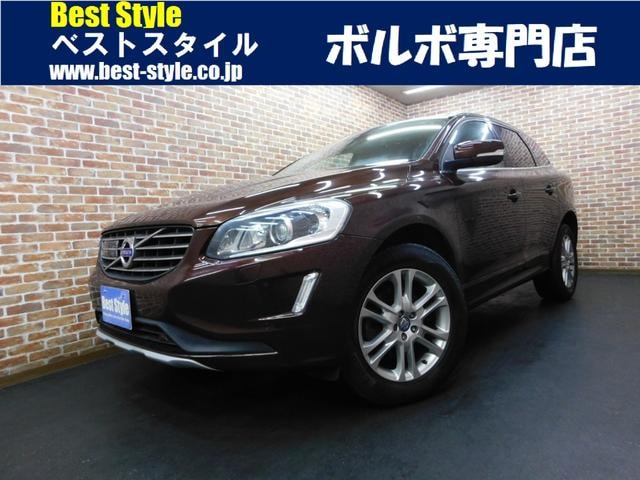 Volvo XC60 2015 — фото автомобиля 1