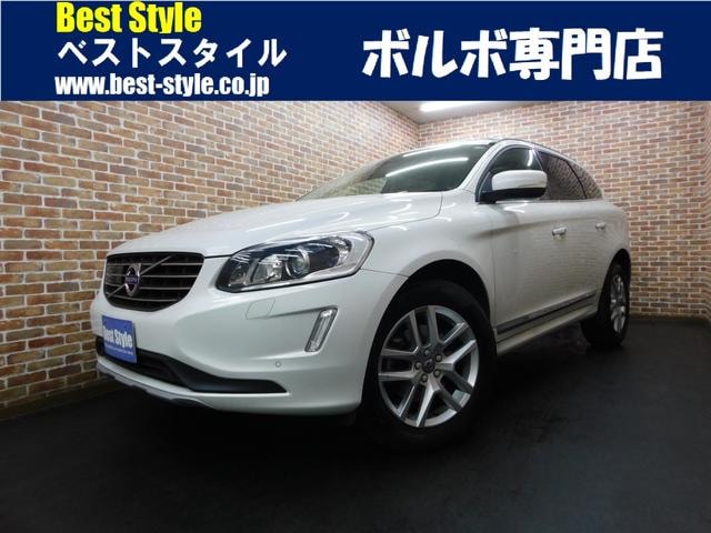 Volvo XC60 2017 — фото автомобиля 1