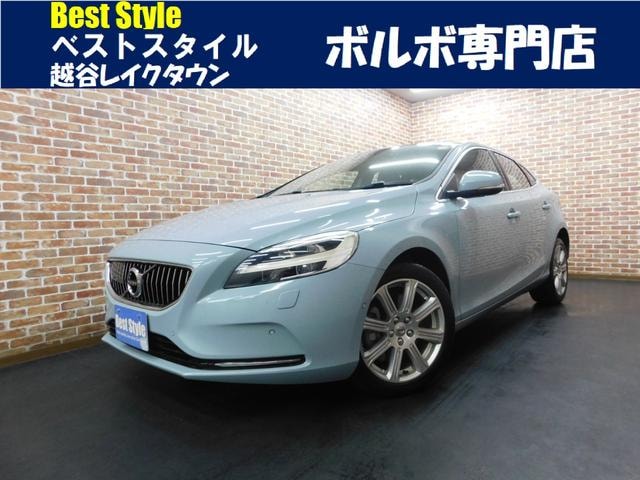 Volvo V40 2016 — фото автомобиля 1