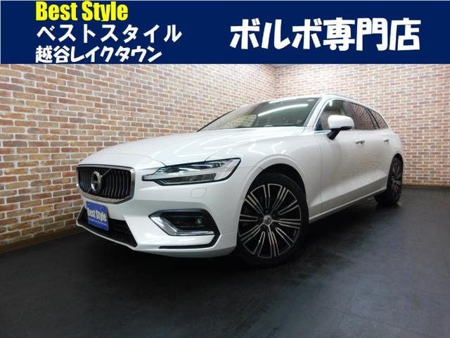 Volvo V60 2019 — фото автомобиля 1