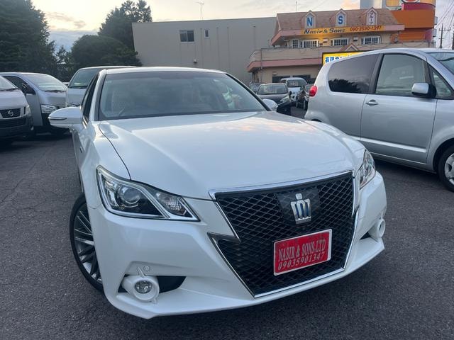 Toyota CROWN HYBRID 2014 — фото автомобиля