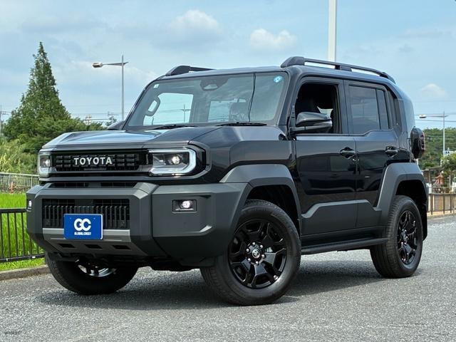 Toyota LAND CRUISER FJ 2026 — фото автомобиля