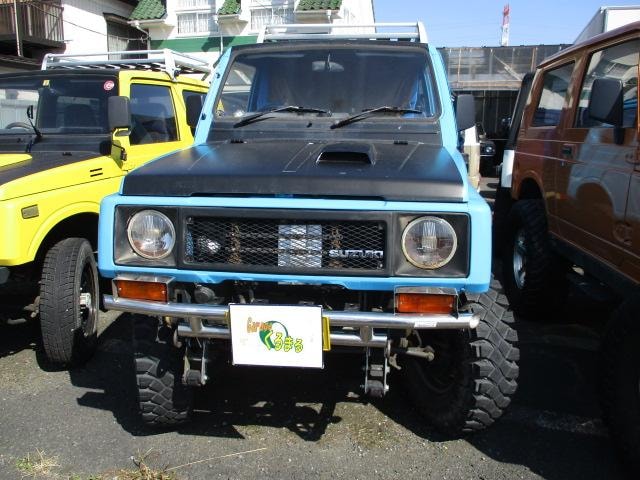 Suzuki JIMNY 1993 — фото автомобиля 1