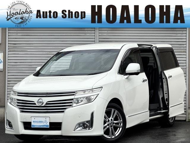 Nissan ELGRAND 2010 — фото автомобиля 1