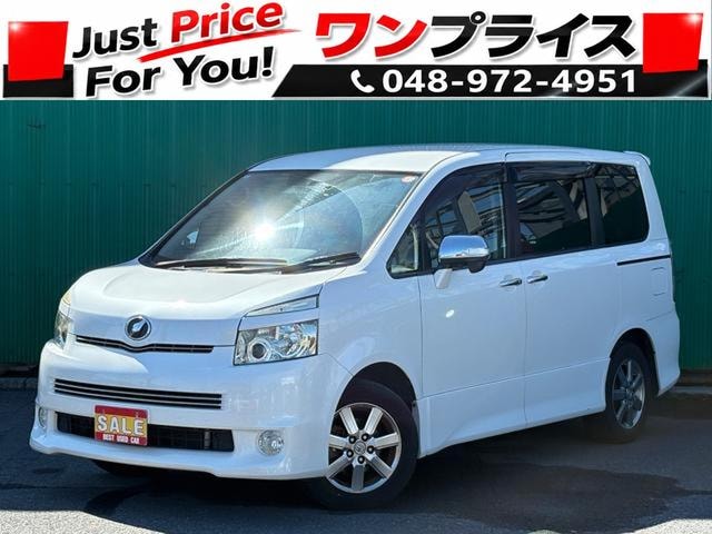 Toyota VOXY 2010 — фото автомобиля 1
