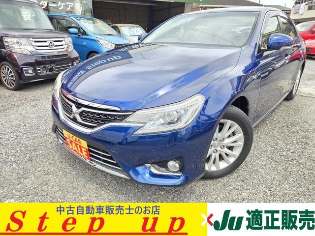 Toyota MARK X 2013 — фото автомобиля