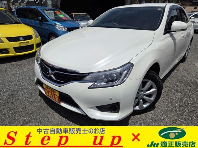 Toyota MARK X 2013 — фото автомобиля