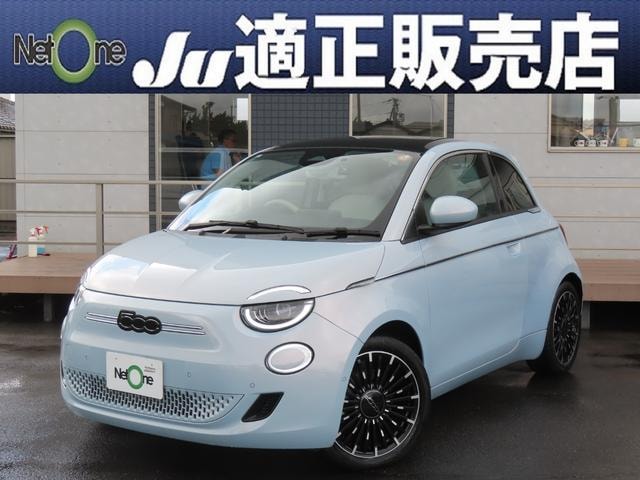Fiat 500e 2023 — фото автомобиля 1