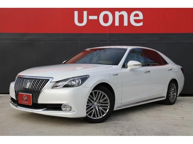 Toyota CROWN MAJESTA 2013 — фото автомобиля 1