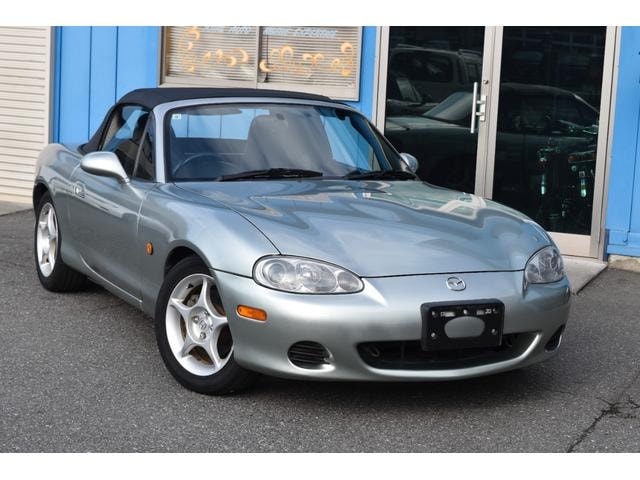 Mazda ROADSTER 2003 — фото автомобиля 1