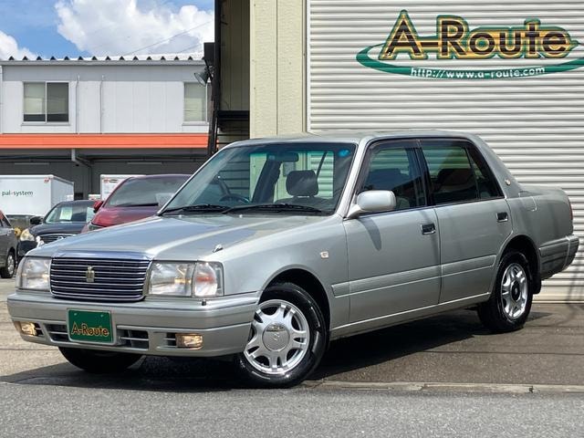 Toyota CROWN SEDAN 2004 — фото автомобиля