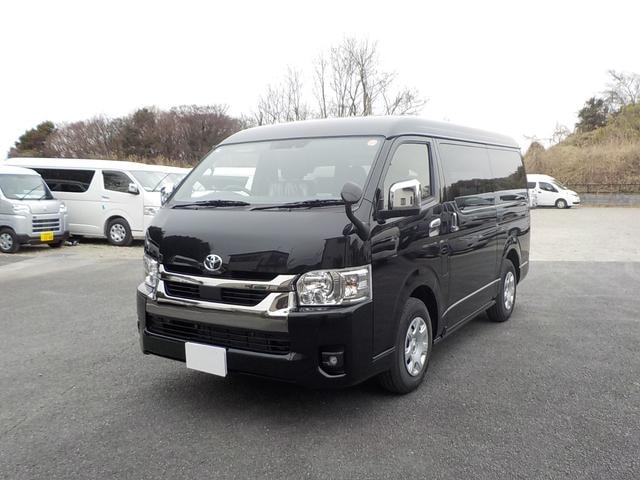 Toyota HIACE VAN 2026 — фото автомобиля 1