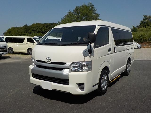 Toyota HIACE WAGON 2020 — фото автомобиля 1
