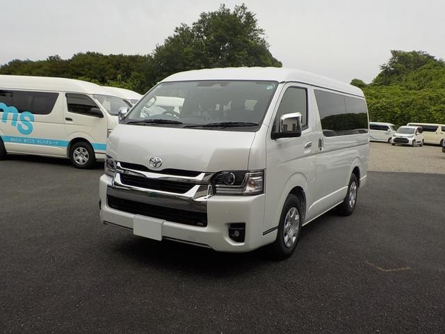 Toyota HIACE WAGON 2026 — фото автомобиля